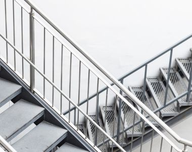 Between Settlement and Arbitration: How Do Companies Make the Right Decision in Disputes?